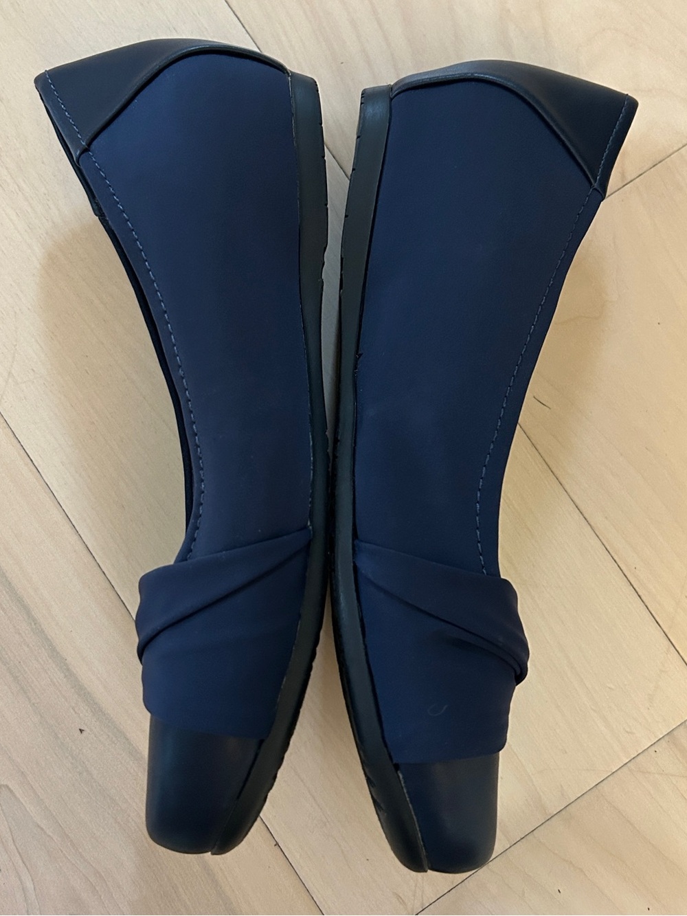 Bare traps Mitsy Navy Blue Memory foam Footbed Round Toe, Slip-On 10 Wide 10W - Picture 2 of 14